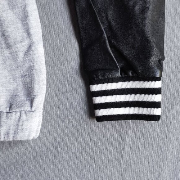 Volcom Enemy Jacket women's size S light grey with black faux leather sleeve - Picture 9 of 11